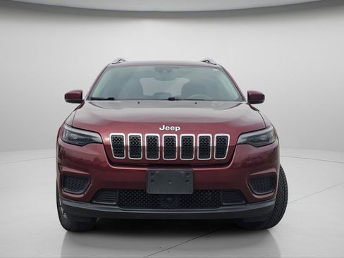 Used 2021 Jeep Cherokee Latitude image 3
