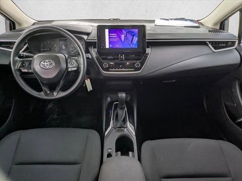 Used 2023 Toyota Corolla LE image 17