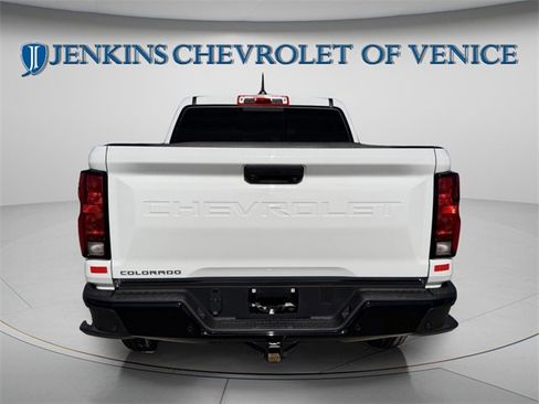 Certified 2024 Chevrolet Colorado W/T w/ WT Convenience Package II image 4