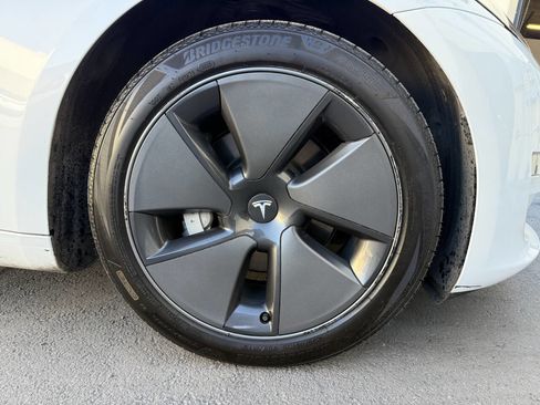 Used 2023 Tesla Model 3 Standard Range image 26