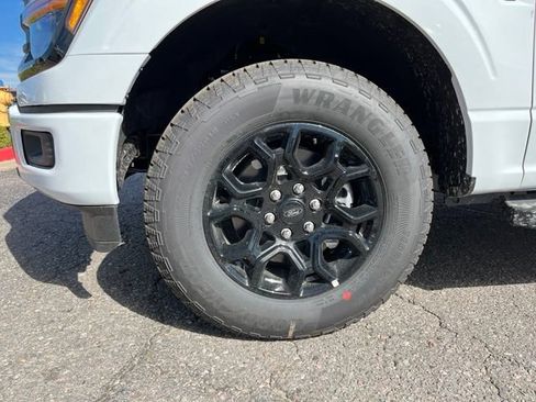 New 2026 Ford F150 XLT w/ FX4 Off-Road Package AWD/4WD image 9