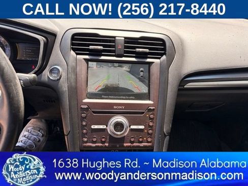 Used 2020 Ford Fusion Energi Titanium FWD image 13