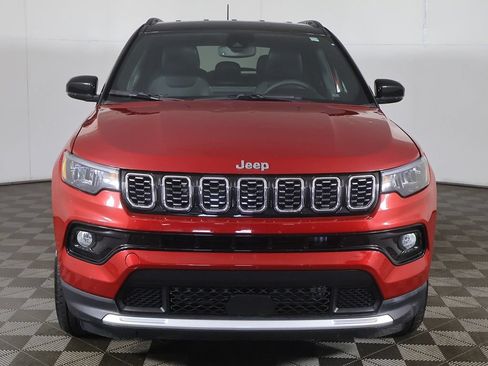 Used 2025 Jeep Compass Limited AWD/4WD image 10