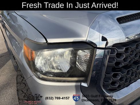 Used 2018 Toyota Tundra SR5 w/ SR5 Upgrade Package RWD image 11