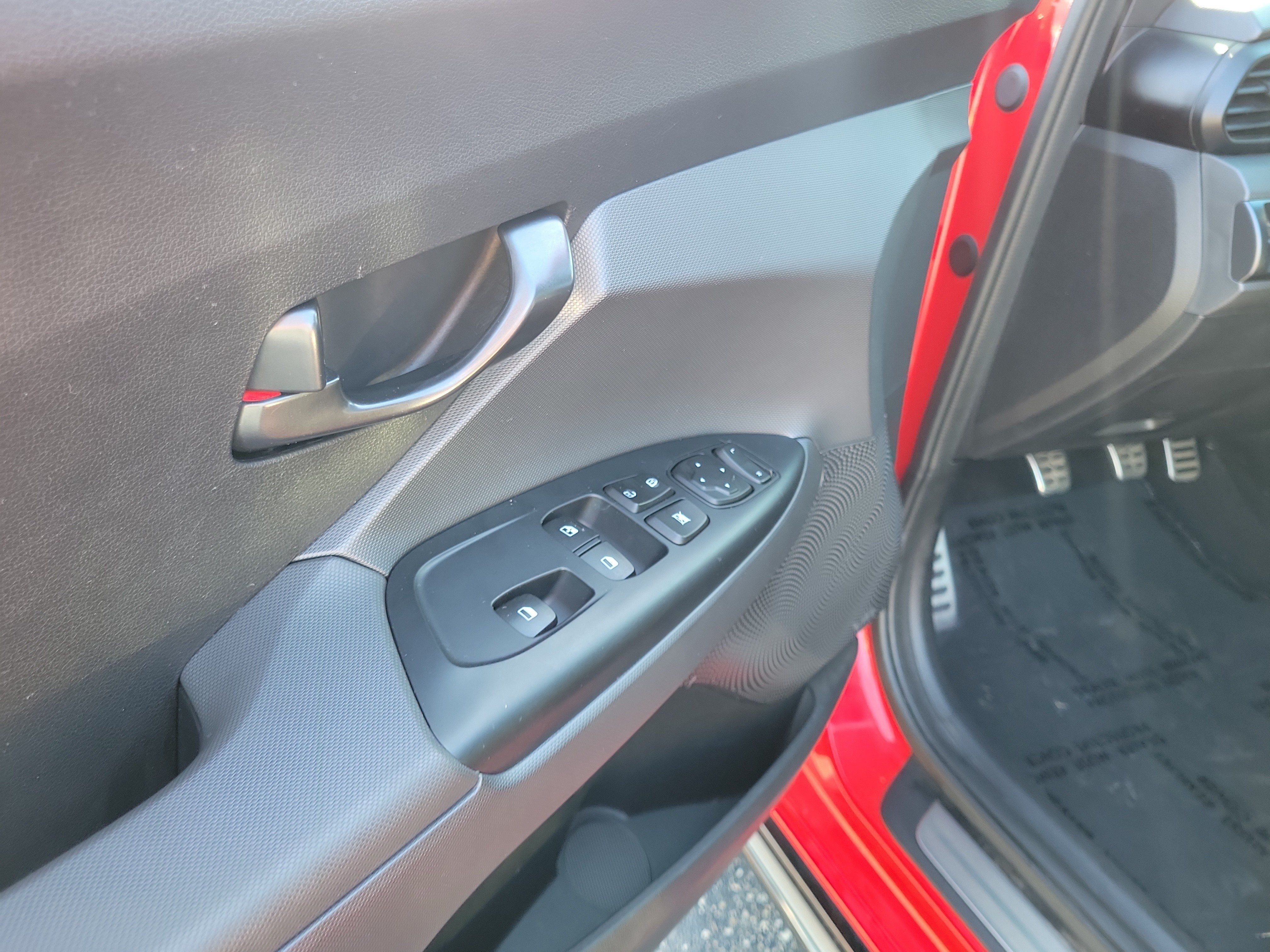 Used 2022 Hyundai Veloster N FWD image 18