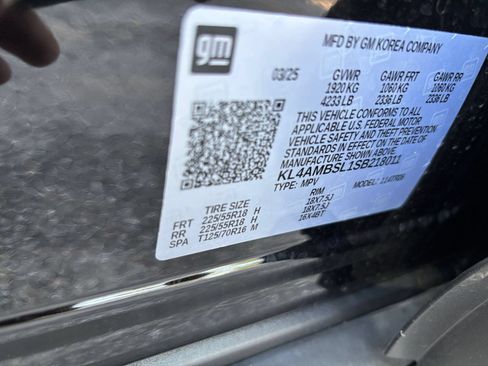 Used 2025 Buick Encore GX Preferred FWD image 29