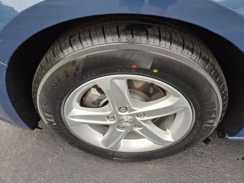 Used 2024 Chevrolet Malibu LS FWD image 21
