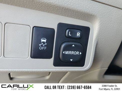 Used 2009 Toyota Corolla 4dr Sdn Auto (Natl) image 23