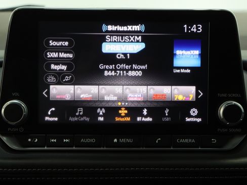 Used 2021 Nissan Rogue SV image 19