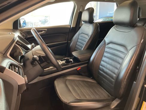 Used 2018 Ford Edge SEL w/ Equipment Group 201A AWD/4WD image 13