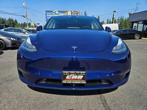 Used 2021 Tesla Model Y Long Range AWD/4WD image 2