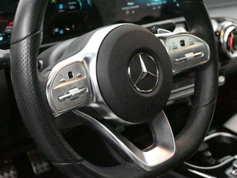 Used 2022 Mercedes-Benz A 220 4MATIC image 10