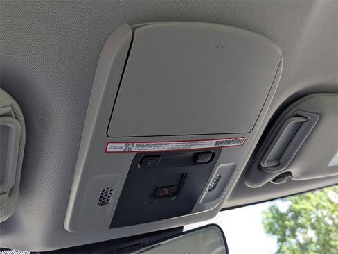 Used 2025 Toyota Camry LE image 19