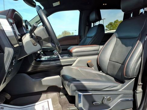 Used 2022 Ford F150 Lariat w/ Equipment Group 502A High image 14