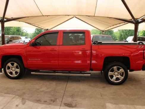 Used 2018 Chevrolet Silverado 1500 LT w/ All Star Edition image 4