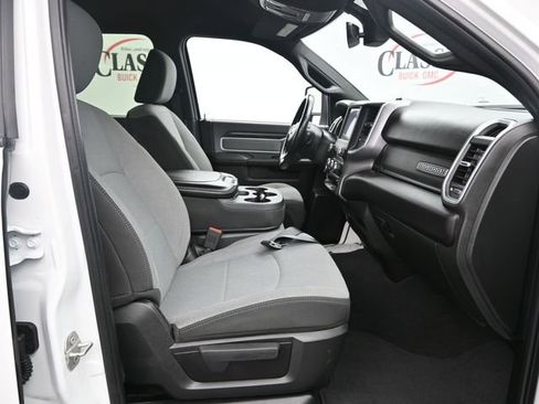 Used 2023 RAM 2500 Big Horn w/ Level 1 Equipment Group image 10