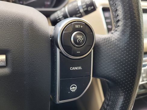 Used 2015 Land Rover Range Rover Sport HSE image 27