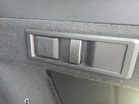 Used 2025 BMW X3 M50 w/ Premium Package image 15