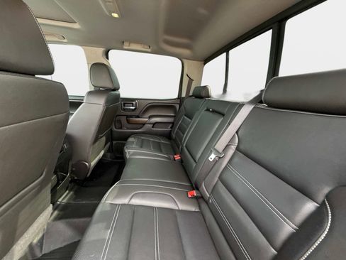 Used 2019 GMC Sierra 2500 Denali w/ Duramax Plus Package AWD/4WD image 14