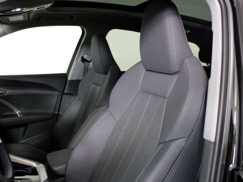 Used 2025 Audi Q5 Prestige AWD/4WD image 20