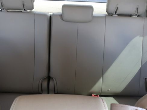 Used 2011 Toyota Sienna XLE w/ Premium Pkg image 35