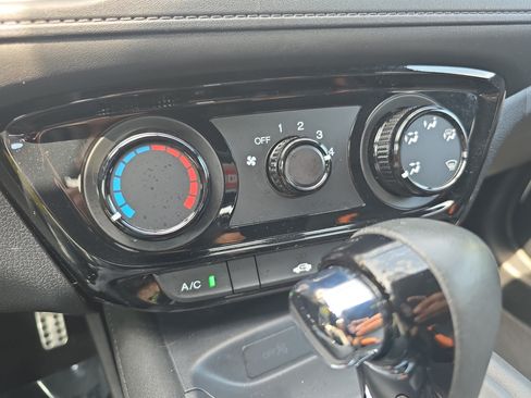 Used 2022 Honda HR-V Sport image 22