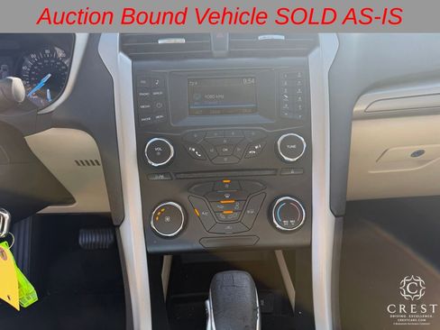 Used 2014 Ford Fusion SE image 18