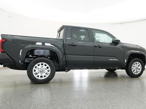 New 2025 Toyota Tacoma SR5 image 37