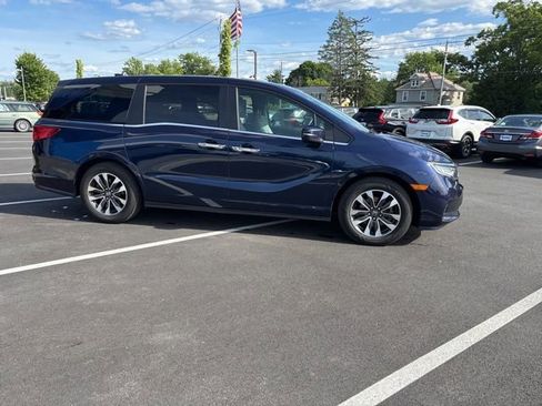 Used 2024 Honda Odyssey EX-L image 5
