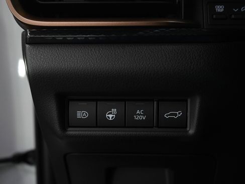 Used 2025 Toyota Grand Highlander AWD Hybrid image 25