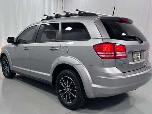 Used 2018 Dodge Journey SE w/ Blacktop Package FWD image 7
