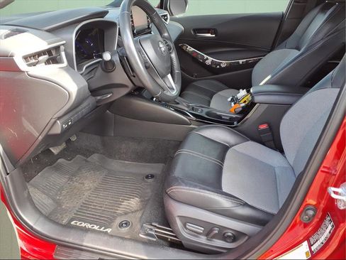 Used 2022 Toyota Corolla XSE image 11