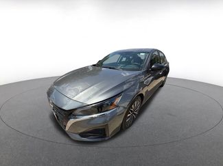 Used 2025 Nissan Altima 2.5 SV FWD video 2