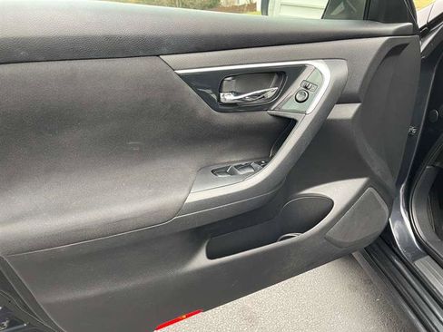 Used 2014 Nissan Altima 2.5 S w/ Sport Value Package image 67