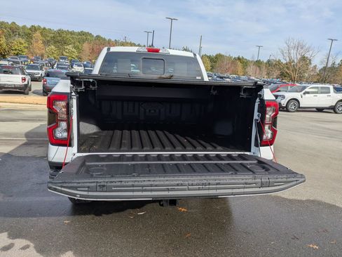 New 2025 Ford Ranger Lariat w/ FX4 Off-Road Package image 34