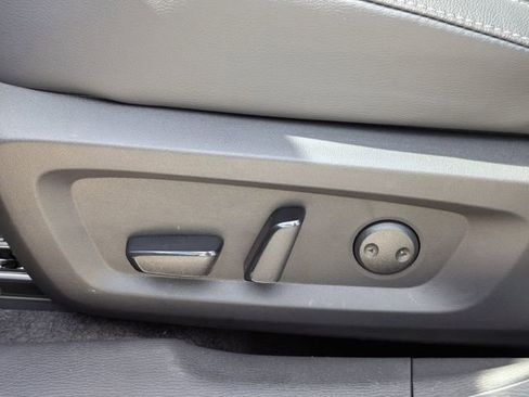 New 2026 Mitsubishi Outlander SEL image 22