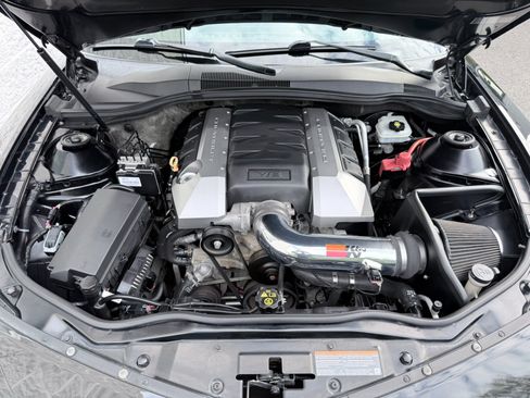 Used 2010 Chevrolet Camaro SS RWD image 39