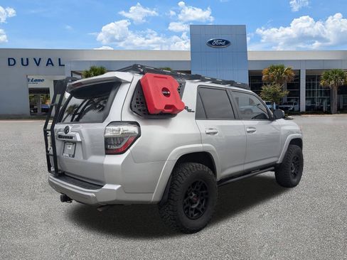 Used 2021 Toyota 4Runner TRD Off-Road image 4