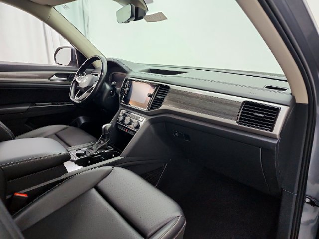 Used 2021 Volkswagen Atlas SEL w/ MDO Package (Bench Seat) AWD/4WD image 17
