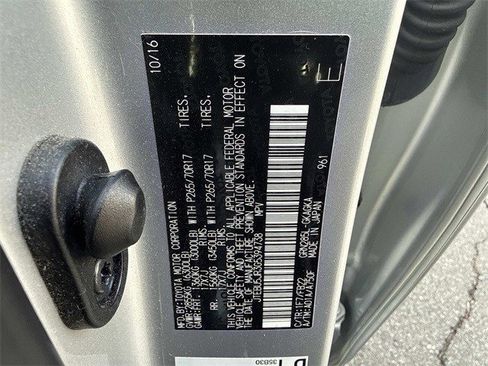 Used 2016 Toyota 4Runner SR5 image 29