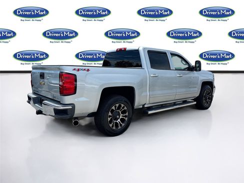 Used 2017 Chevrolet Silverado 1500 LT w/ True North Edition AWD/4WD image 7