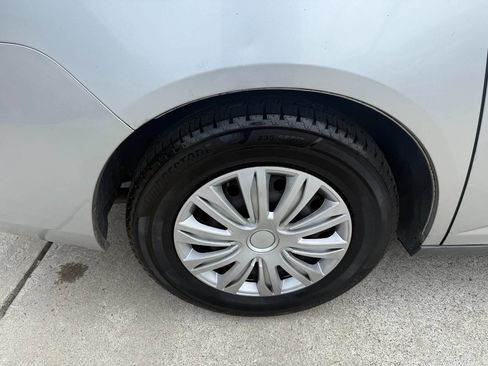 Used 2011 Honda Odyssey LX image 26