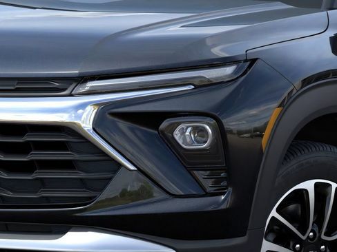 New 2026 Chevrolet TrailBlazer LT w/ Convenience Package FWD image 11
