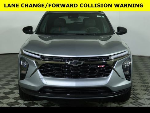 New 2026 Chevrolet Trax RS w/ Sunroof Package image 8