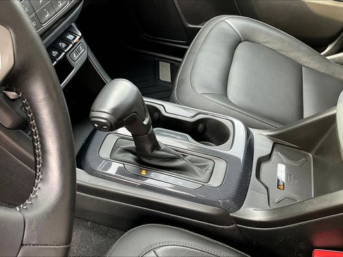 Used 2021 Chevrolet Colorado Z71 image 15