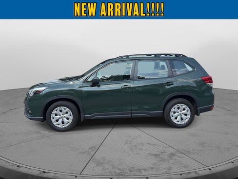 Used 2024 Subaru Forester AWD/4WD image 7