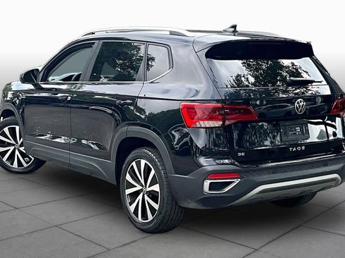 Used 2022 Volkswagen Taos SE w/ IQ.Drive SE Package image 12