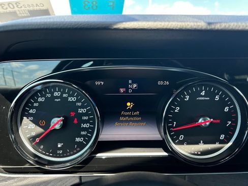 Used 2017 Mercedes-Benz E 300 4MATIC image 22