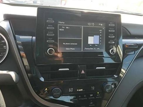 Used 2024 Toyota Camry LE image 9