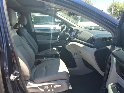 Used 2023 Honda Odyssey EX-L image 11
